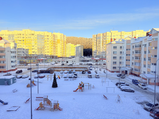 Продам двухкомнатную (2-комн.) квартиру, Объездная ул, 8, Ханты-Мансийск г