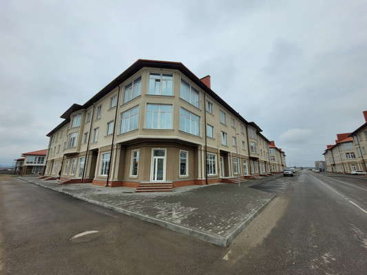 Продам однокомнатную (1-комн.) квартиру, Олимпийский б-р, 1, Баксан г