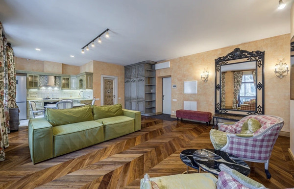 Сдам трехкомнатную (3-комн.) квартиру, Брюсов пер, 7, Москва г