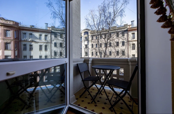 Сдам трехкомнатную (3-комн.) квартиру, Брюсов пер, 7, Москва г