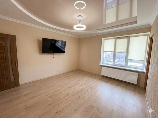 Продам дом, Амет-Хан Султана ул, 49, Украинка с, 0 км от города