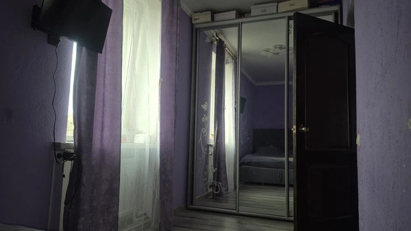 Продам трехкомнатную (3-комн.) квартиру, Зои Жильцовой ул, 13А, Симферополь г