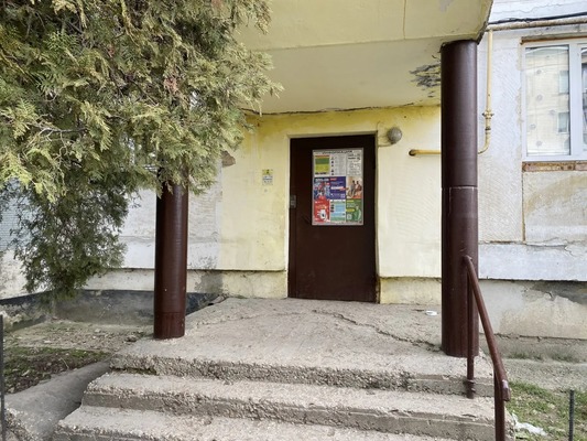 Продам однокомнатную (1-комн.) квартиру, Миллера Ж.А. ул, 56, Симферополь г