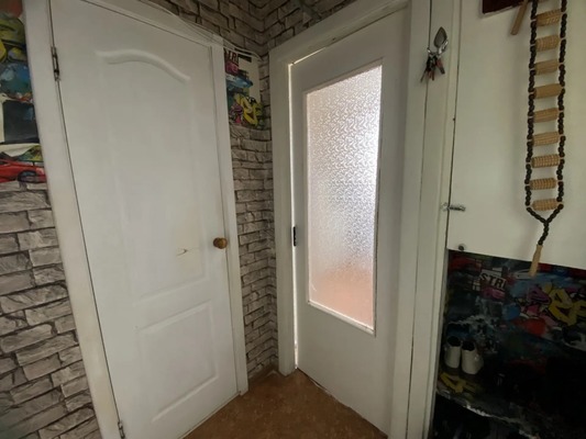 Продам однокомнатную (1-комн.) квартиру, Миллера Ж.А. ул, 56, Симферополь г