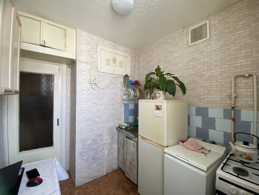 Продам однокомнатную (1-комн.) квартиру, Миллера Ж.А. ул, 56, Симферополь г