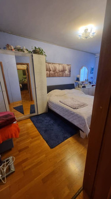 Продам трехкомнатную (3-комн.) квартиру, Кораблестроителей ул, 39в, Санкт-Петербург г