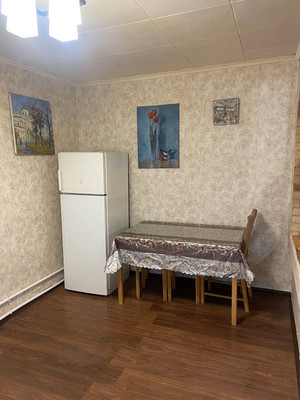 Продам двухкомнатную (2-комн.) квартиру, Северная ул, 42, Дубки с