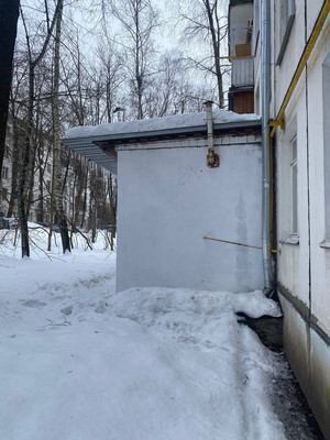 Продам двухкомнатную (2-комн.) квартиру, Северная ул, 42, Дубки с