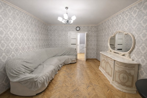 Продам трехкомнатную (3-комн.) квартиру, Шибанкова ул, 15а, Наро-Фоминск г