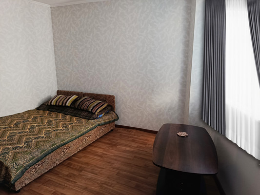 Продам многокомнатную квартиру, Калинина пер, 9, Алупка г