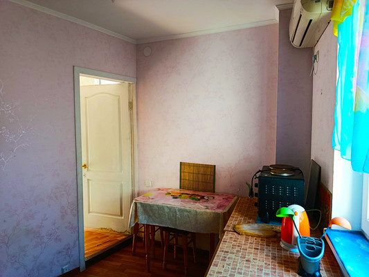 Продам многокомнатную квартиру, Калинина пер, 9, Алупка г