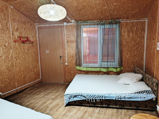 Продам многокомнатную квартиру, Калинина пер, 9, Алупка г