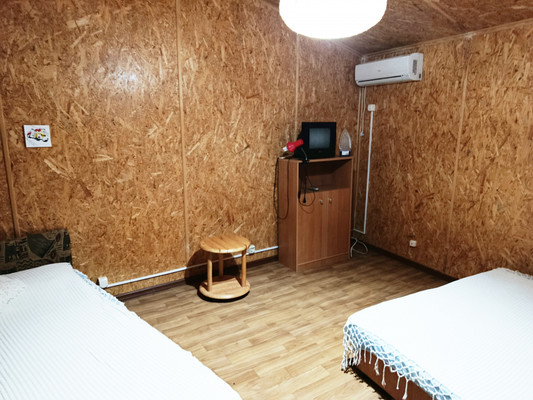 Продам многокомнатную квартиру, Калинина пер, 9, Алупка г