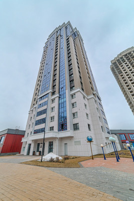 Продам двухкомнатную (2-комн.) квартиру, Прибрежный б-р, 5, Засечное с