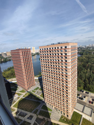 Продам однокомнатную (1-комн.) квартиру, 100 кв-л, 1к1, Москва г