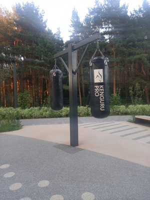 Продам однокомнатную (1-комн.) квартиру, 100 кв-л, 1к1, Москва г