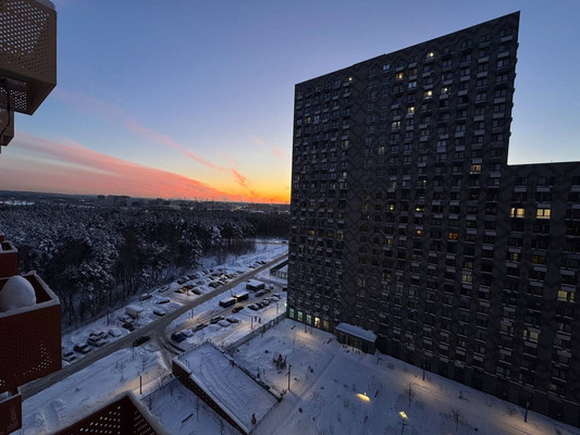 Продам однокомнатную (1-комн.) квартиру, 100 кв-л, 1к1, Москва г