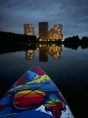 Продам однокомнатную (1-комн.) квартиру, 100 кв-л, 1к1, Москва г