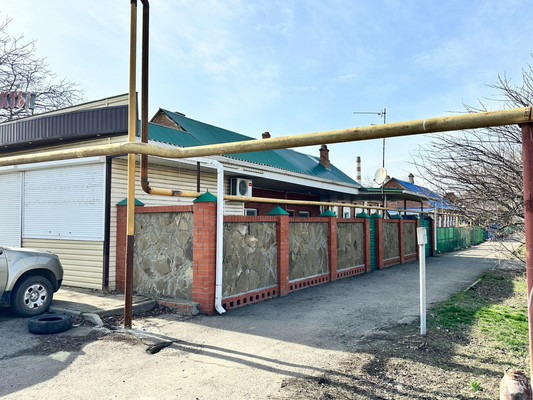 Продам трехкомнатную (3-комн.) квартиру, Меньшикова ул, 103, Тихорецк г