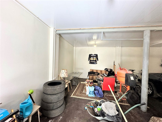 Продам трехкомнатную (3-комн.) квартиру, Меньшикова ул, 103, Тихорецк г