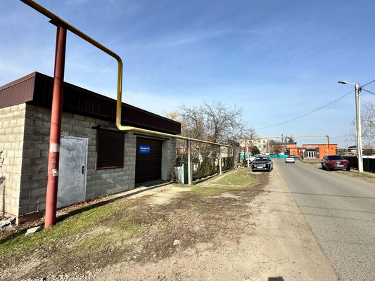 Продам трехкомнатную (3-комн.) квартиру, Меньшикова ул, 103, Тихорецк г