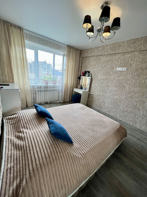 Продам трехкомнатную (3-комн.) квартиру, Павлова (Лазаревский р-н) пер, 9а, Сочи г