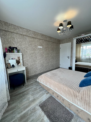 Продам трехкомнатную (3-комн.) квартиру, Павлова (Лазаревский р-н) пер, 9а, Сочи г