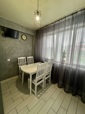 Продам трехкомнатную (3-комн.) квартиру, Павлова (Лазаревский р-н) пер, 9а, Сочи г