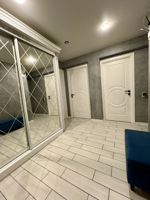 Продам трехкомнатную (3-комн.) квартиру, Павлова (Лазаревский р-н) пер, 9а, Сочи г