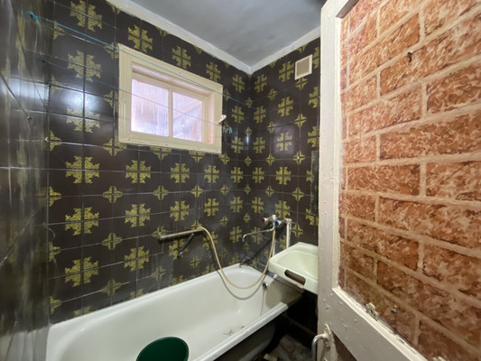 Продам однокомнатную (1-комн.) квартиру, Меньшикова ул, 60, Тихорецк г