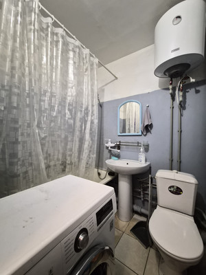 Продам однокомнатную (1-комн.) квартиру, Видова ул, 157, Новороссийск г