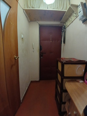 Продам трехкомнатную (3-комн.) квартиру, Г. Петровой ул, 9, Туапсе г