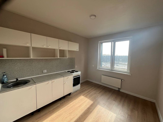 Продам двухкомнатную (2-комн.) квартиру, Победы ул, 1к6, Десна д