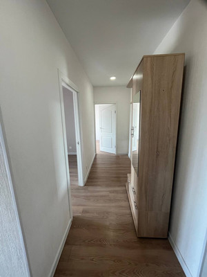 Продам двухкомнатную (2-комн.) квартиру, Победы ул, 1к6, Десна д