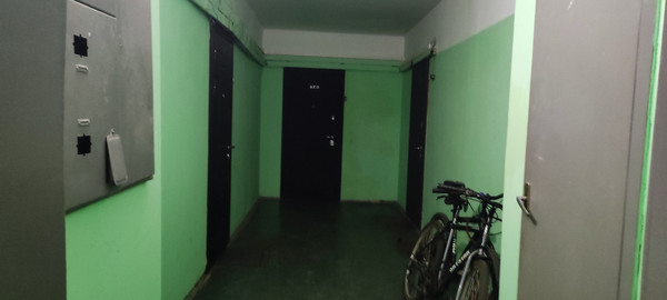 Продам трехкомнатную (3-комн.) квартиру, Кораблестроителей ул, 35Б, Санкт-Петербург г