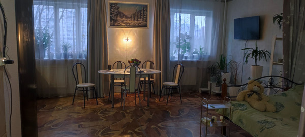 Продам трехкомнатную (3-комн.) квартиру, Кораблестроителей ул, 35Б, Санкт-Петербург г