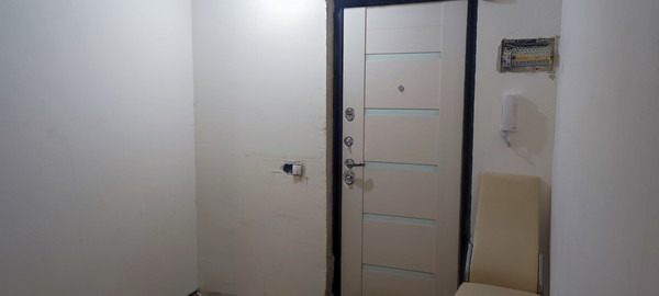 Продам трехкомнатную (3-комн.) квартиру, Кораблестроителей ул, 35Б, Санкт-Петербург г