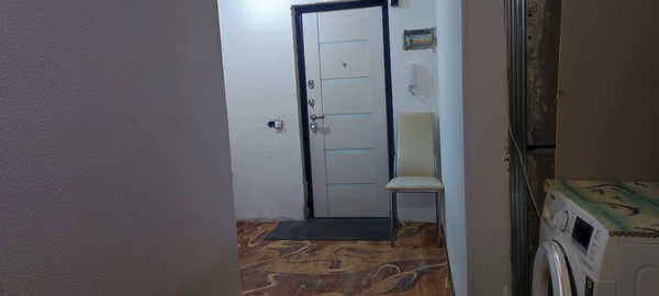 Продам трехкомнатную (3-комн.) квартиру, Кораблестроителей ул, 35Б, Санкт-Петербург г