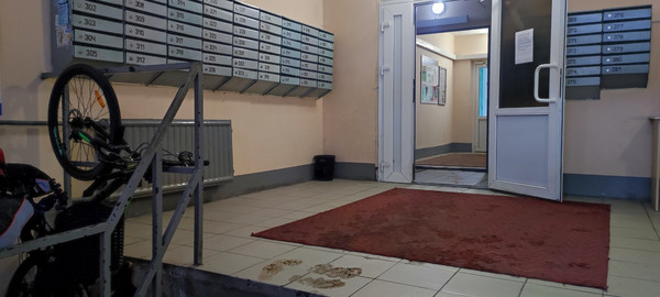 Продам трехкомнатную (3-комн.) квартиру, Кораблестроителей ул, 35Б, Санкт-Петербург г