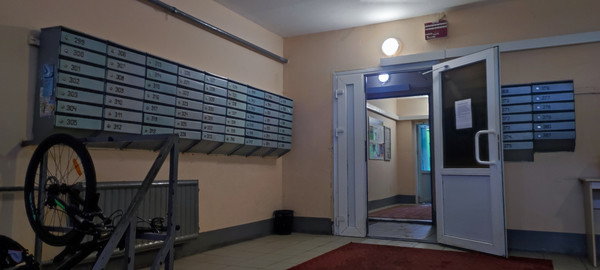 Продам трехкомнатную (3-комн.) квартиру, Кораблестроителей ул, 35Б, Санкт-Петербург г