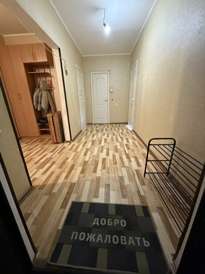 Продам трехкомнатную (3-комн.) квартиру, 3-я Целиноградская ул, 6, Краснодар г