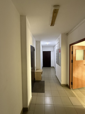 Продам трехкомнатную (3-комн.) квартиру, 3-я Целиноградская ул, 6, Краснодар г