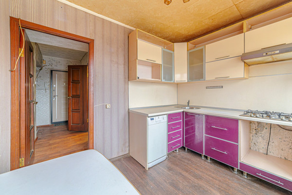 Продам двухкомнатную (2-комн.) квартиру, Кижеватова ул, 15, Пенза г