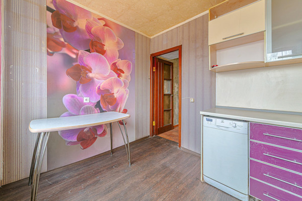 Продам двухкомнатную (2-комн.) квартиру, Кижеватова ул, 15, Пенза г