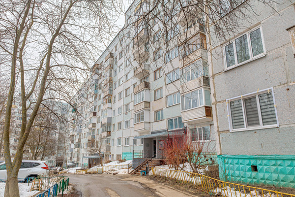 Продам двухкомнатную (2-комн.) квартиру, Кижеватова ул, 15, Пенза г