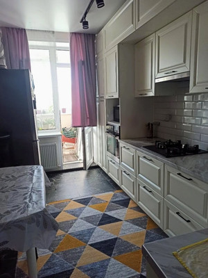 Продам двухкомнатную (2-комн.) квартиру, Новая ул, 11а, Знаменский п