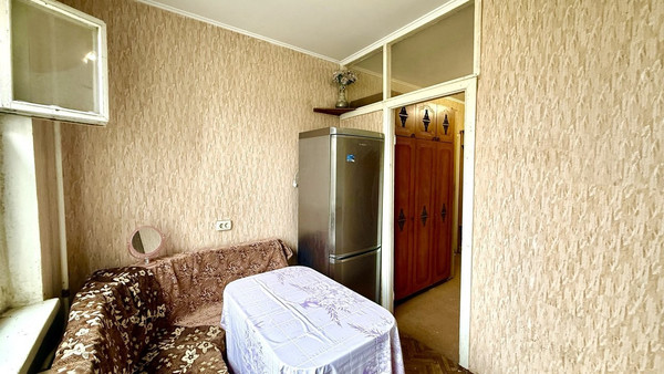 Продам однокомнатную (1-комн.) квартиру, Бела Куна ул, 3, Симферополь г