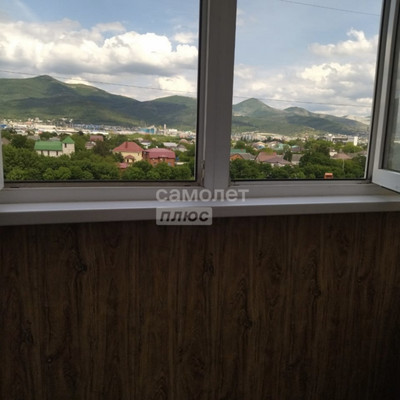 Продам однокомнатную (1-комн.) квартиру, Красина ул, 53к4, Цемдолина с