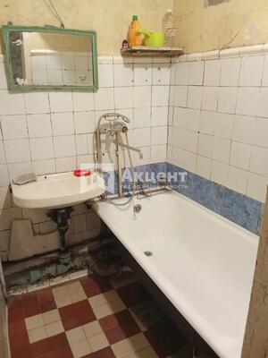 Продам трехкомнатную (3-комн.) квартиру, Суворова ул, 40, Иваново г