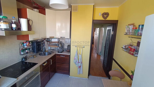 Продам трехкомнатную (3-комн.) квартиру, Боженко ул, 4, Москва г